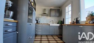 Maison - 90 m² - 5 pièces