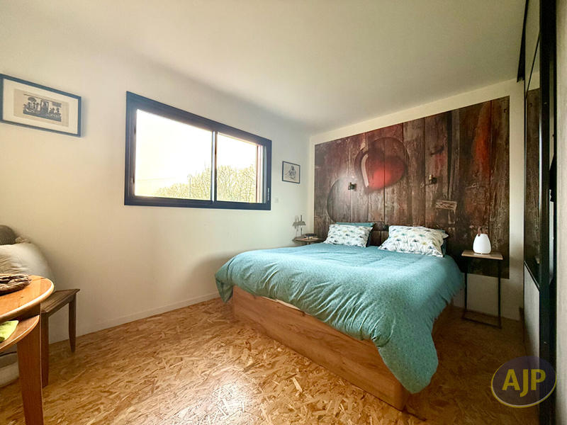 Maison - 97 m² - 5 pièces