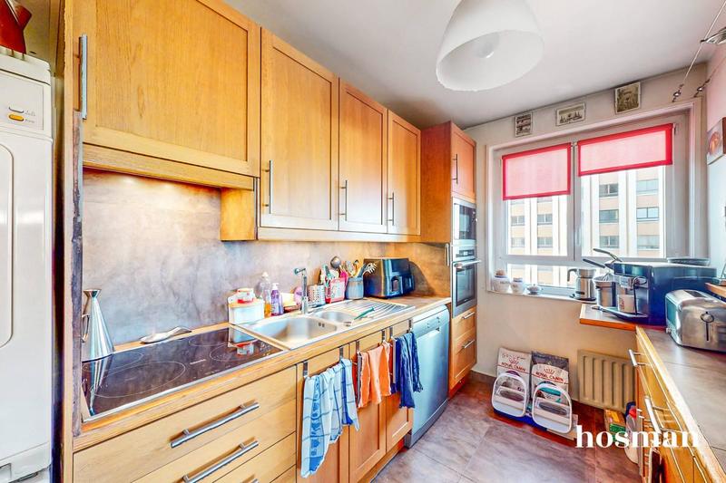 Appartement - 90 m² - 4 pièces