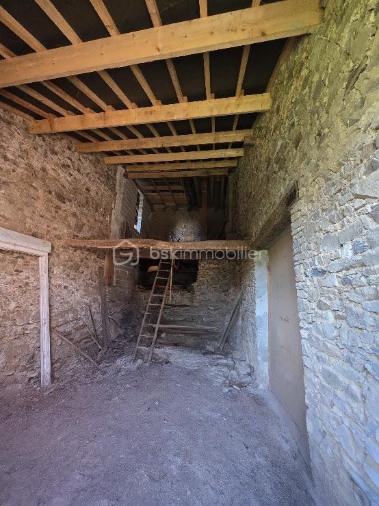 Maison en pierre - 90 m² - 6 pièces