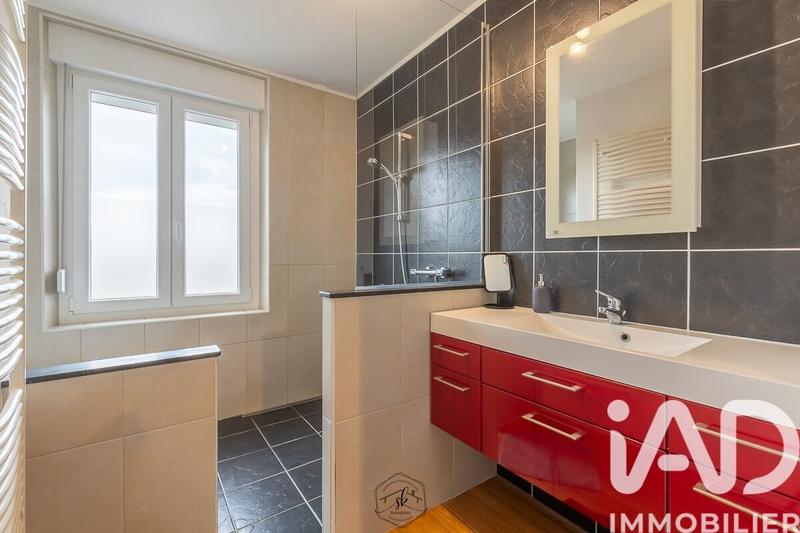 Maison - 127 m² - 7 pièces