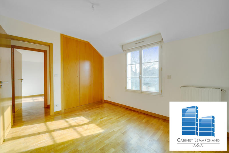 Maison contemporaine - 102 m² - 5 pièces