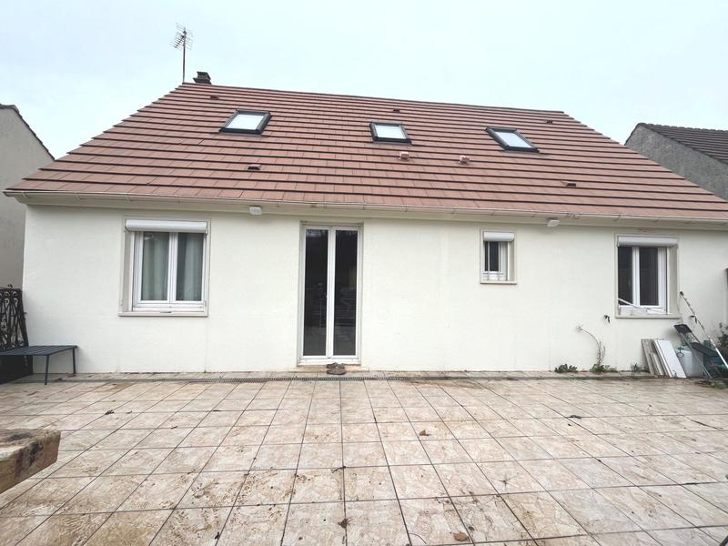 Maison - 126 m² - 7 pièces