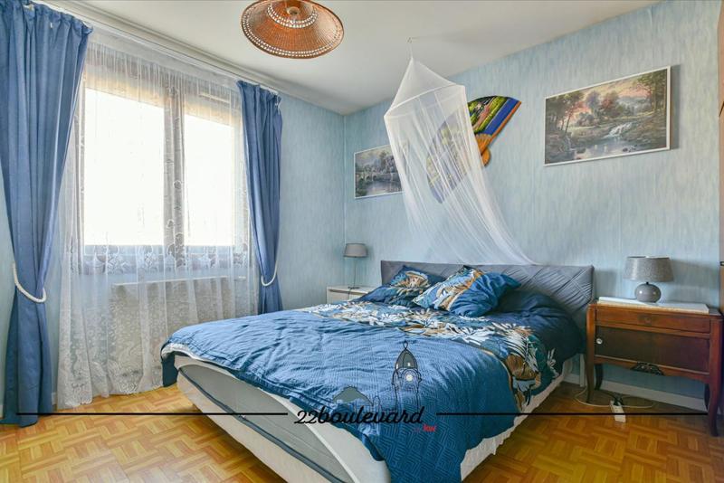 Maison - 96 m² - 4 pièces