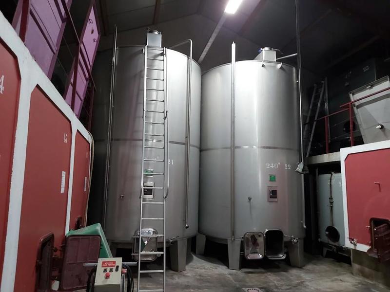 Propriété - 212 m² - 5 pièces