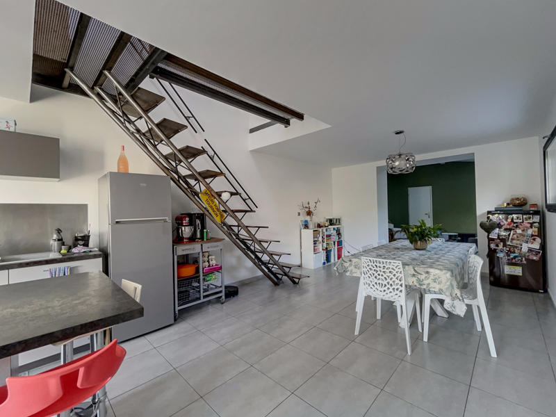 Maison - 105 m² - 5 pièces