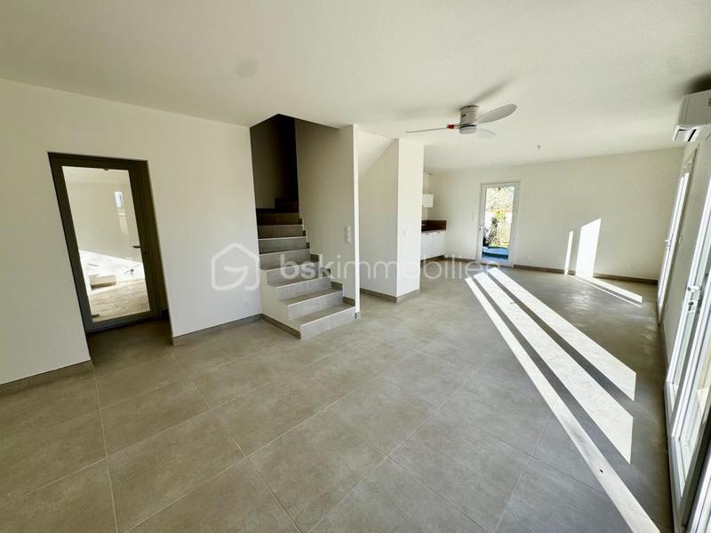 Maison - 110 m² - 5 pièces