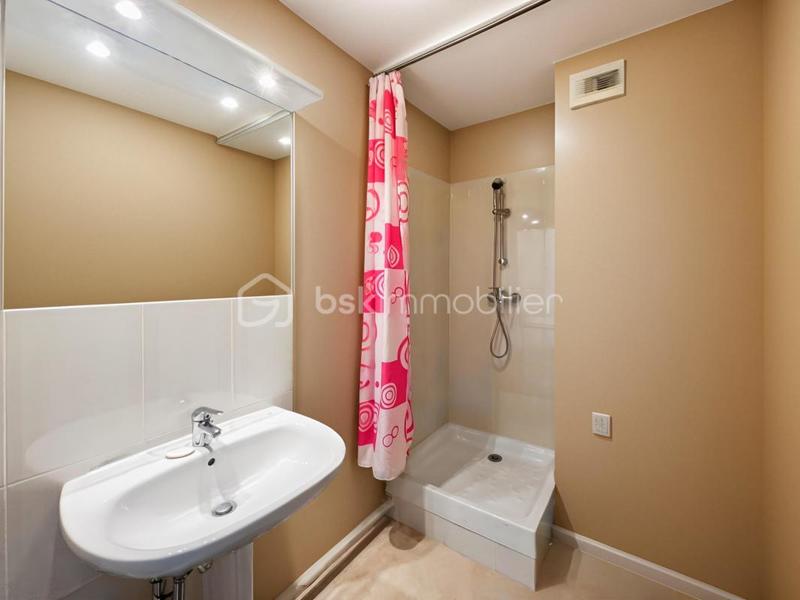 Appartement - 79 m² - 4 pièces