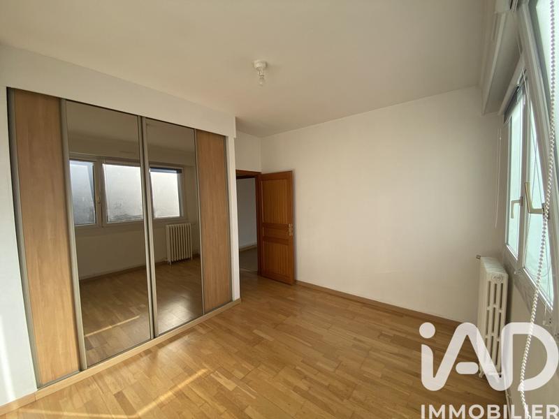 Appartement - 99 m² - 3 pièces