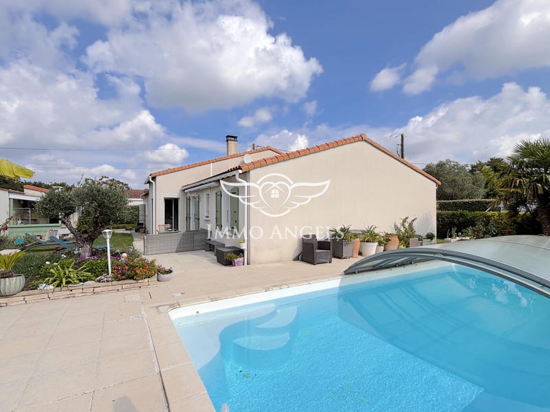 Maison traditionnelle - 113 m² - 5 pièces