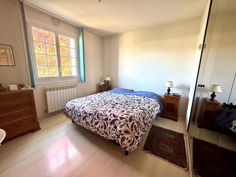 Maison - 185 m² - 7 pièces