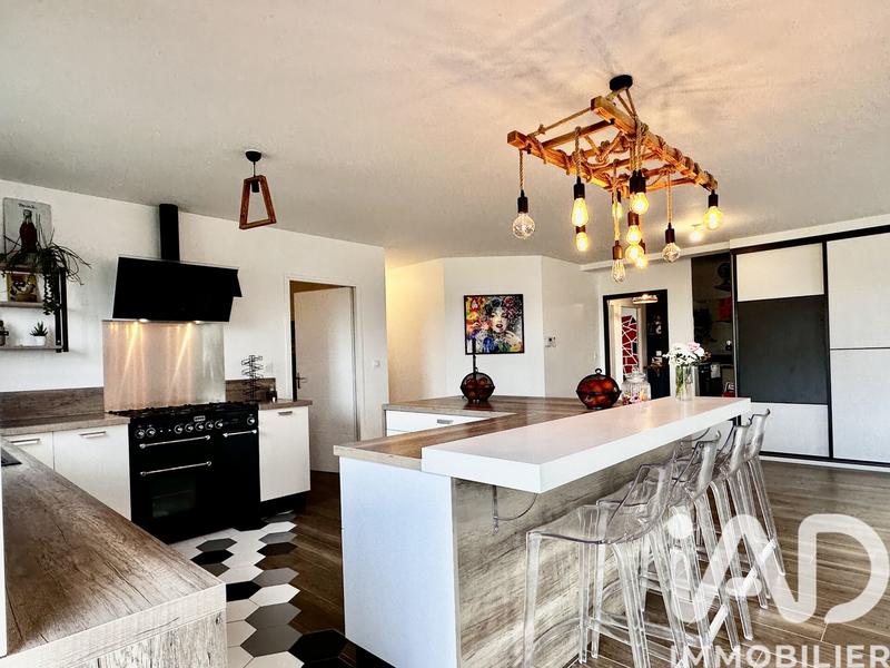 Maison - 126 m² - 5 pièces