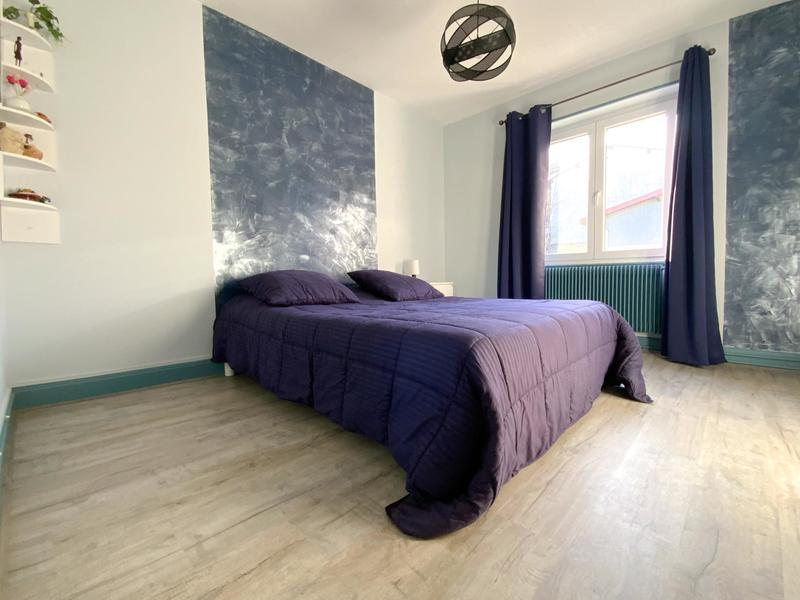 Maison - 179 m² - 9 pièces