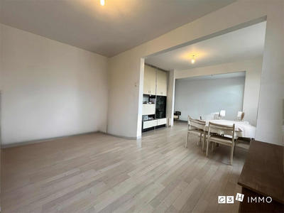 Appartement - 94 m² - 4 pièces