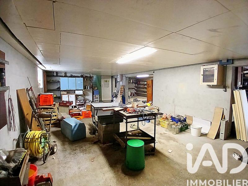 Maison - 207 m² - 11 pièces