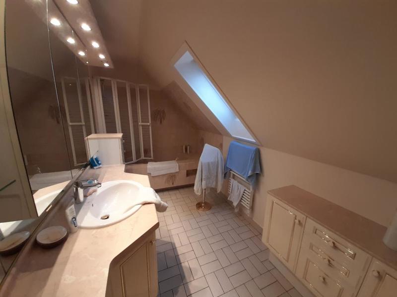 Maison - 100 m² - 6 pièces