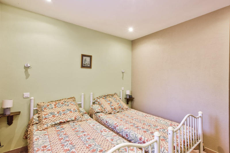 Maison - 92 m² - 5 pièces