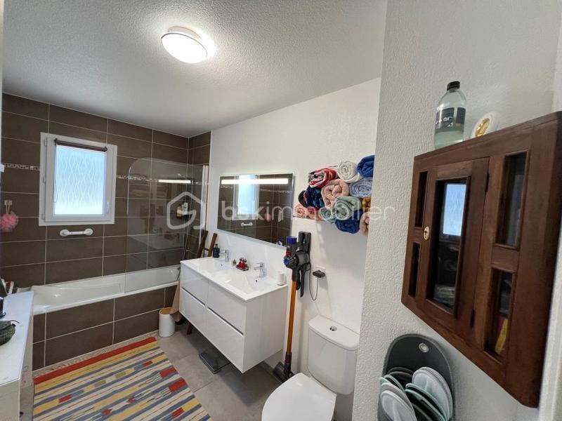 Appartement - 93 m² - 4 pièces