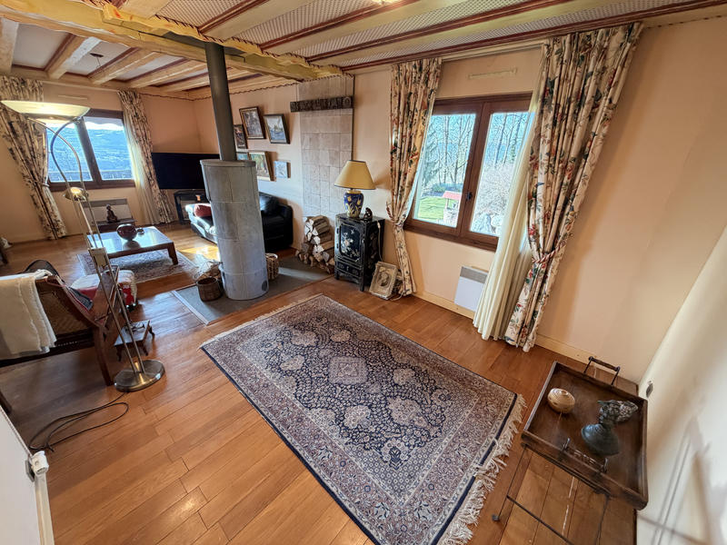 Maison - 190 m² - 7 pièces