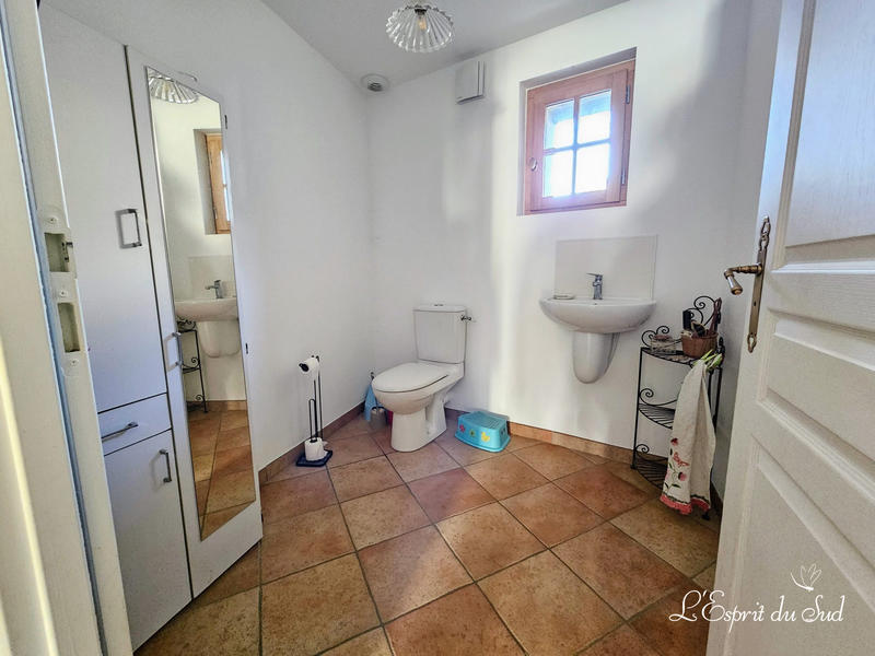 Maison - 184 m² - 8 pièces