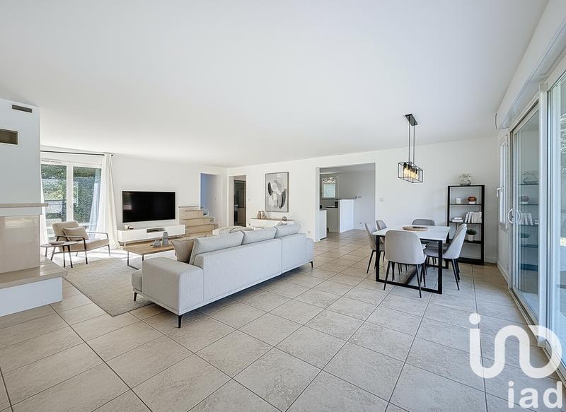 Maison - 183 m² - 5 pièces
