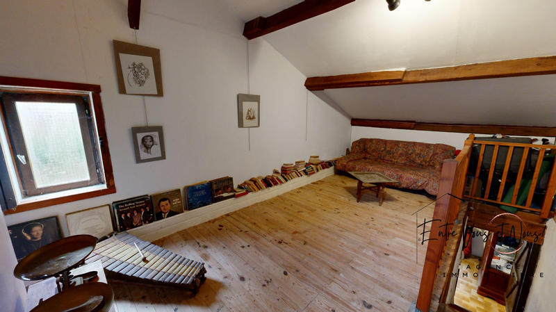 Maison ancienne - 268 m² - 8 pièces