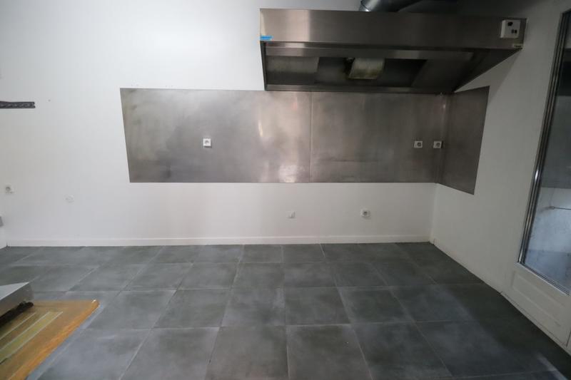 Local commercial - 136 m²