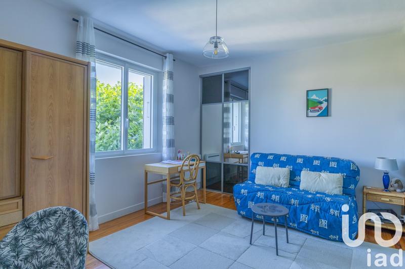 Maison - 267 m² - 6 pièces