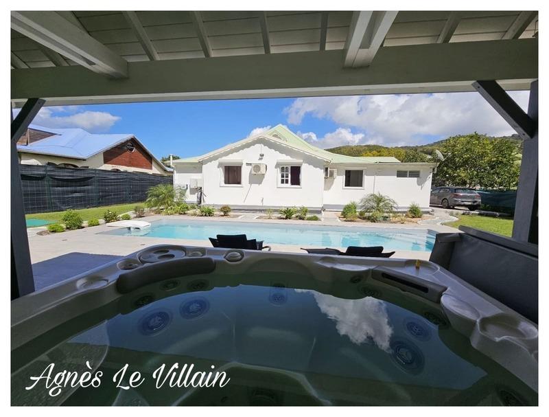 Villa - 184 m² - 4 pièces