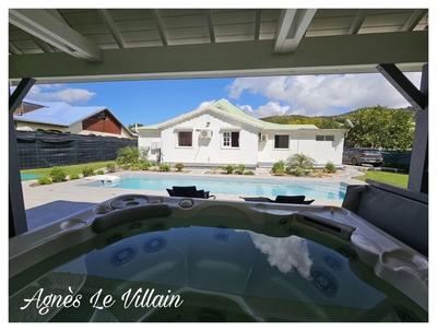 Villa - 184 m² - 4 pièces