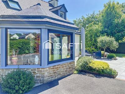 Maison - 140 m² - 6 pièces