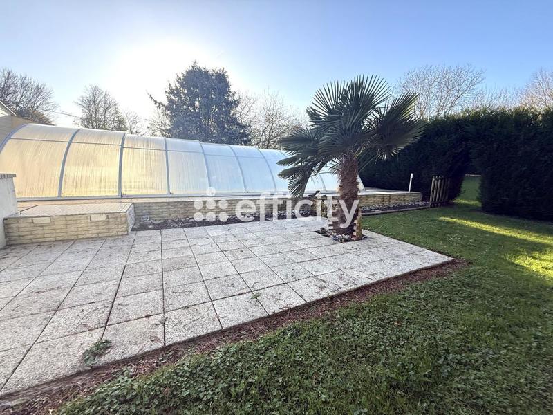 Pavillon - 140 m² - 5 pièces