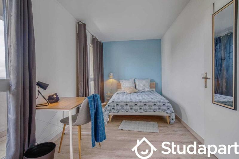 Chambre - 10 m² - 1 pièce