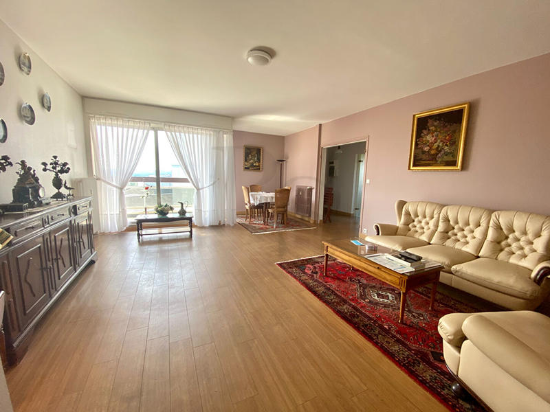 Appartement - 115 m² - 4 pièces