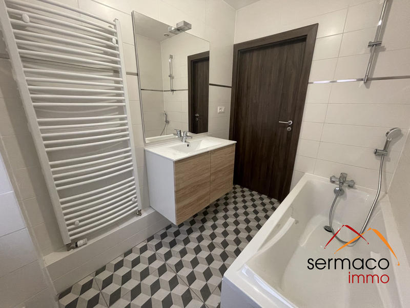 Appartement - 89 m² - 4 pièces