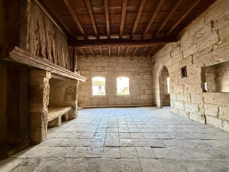 Appartement ancien - 155 m² - 6 pièces