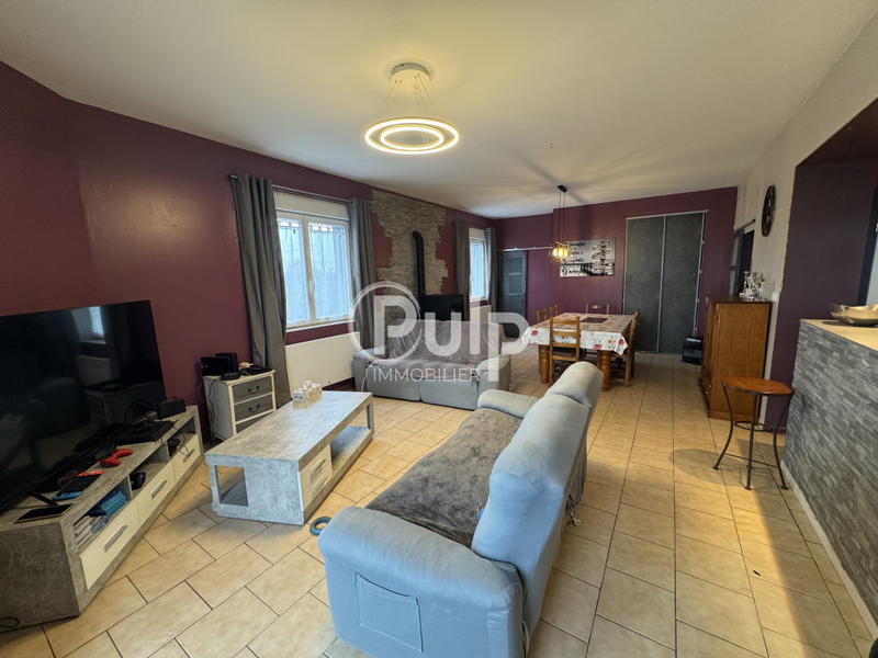 Maison - 204 m² - 7 pièces