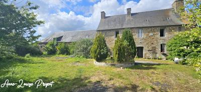 Maison - 183 m² - 9 pièces