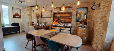 Maison - 190 m² - 8 pièces