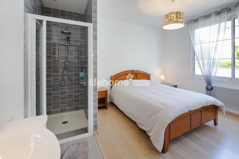 Maison - 105 m² - 4 pièces