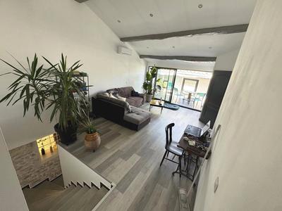 Maison traditionnelle - 84 m² - 4 pièces