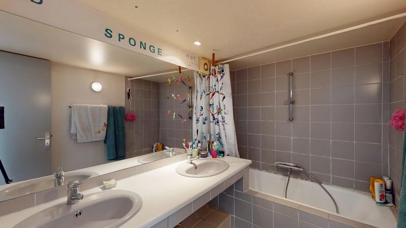 Duplex - 159 m² - 6 pièces