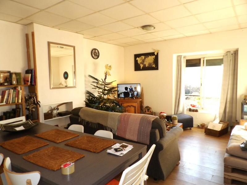 Appartement - 95 m² - 4 pièces