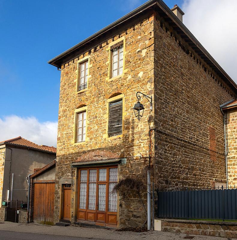 Maison - 300 m² - 10 pièces