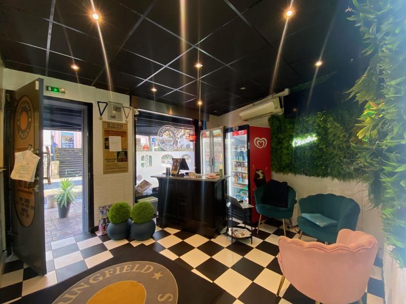 Fonds de commerce - Hôtellerie / Restauration - 240 m²