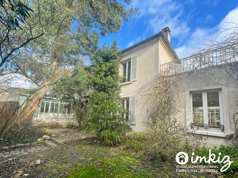 Maison - 210 m² - 7 pièces