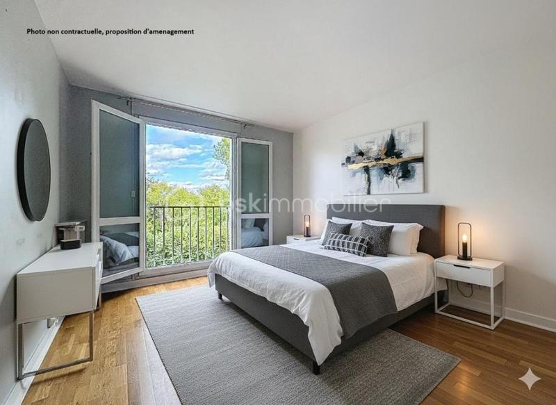 Appartement - 81 m² - 4 pièces