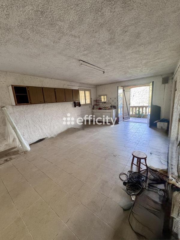 Maison - 397 m² - 4 pièces