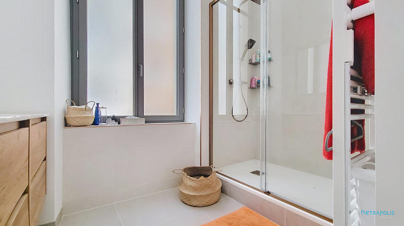 Appartement - 134 m² - 4 pièces