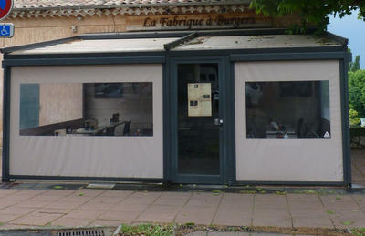 Local commercial - 54 m² - 2 pièces